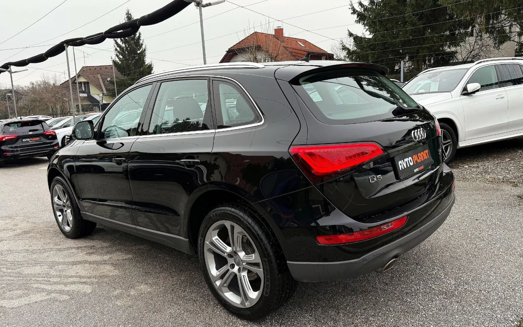 Zunanja slika - Audi Q5 - 2.0 TDI Quattro AUT. ACC LED XENON MMI+ ALU20 - 3