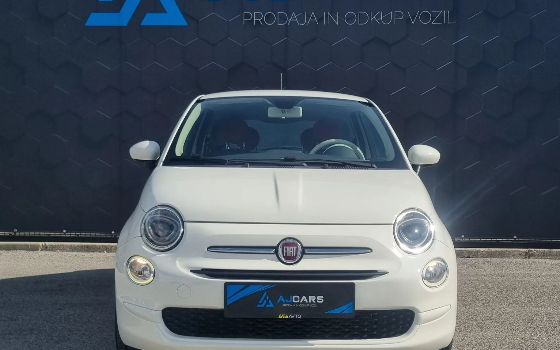 Zunanja slika - Fiat 500 - 1.2 8v Gucci-2×Led-USB-Alu15-Velik servis... - 2
