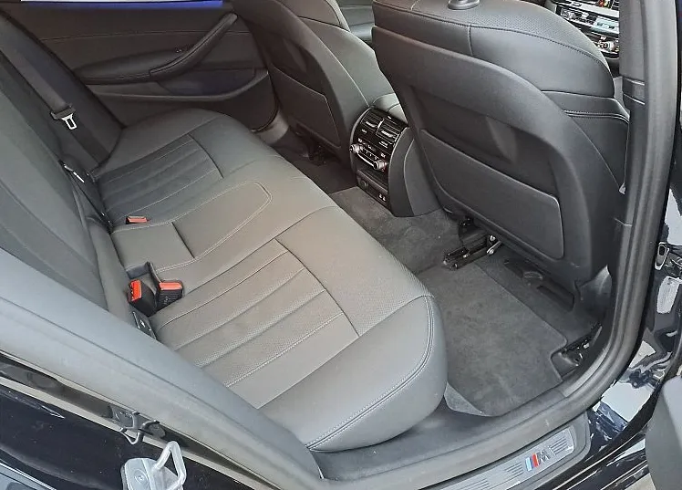 Zunanja slika - BMW Serija 5 - Touring: 520 d  M Sport 2.0 140KW AT8 - 14