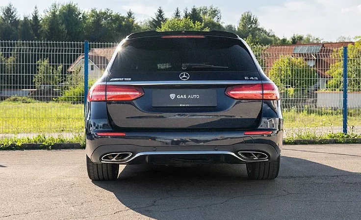 Zunanja slika - Mercedes-Benz E-Razred - Mercedes-AMG E 43 4MATIC HUD-Memo-Burmester-Asiste - 6