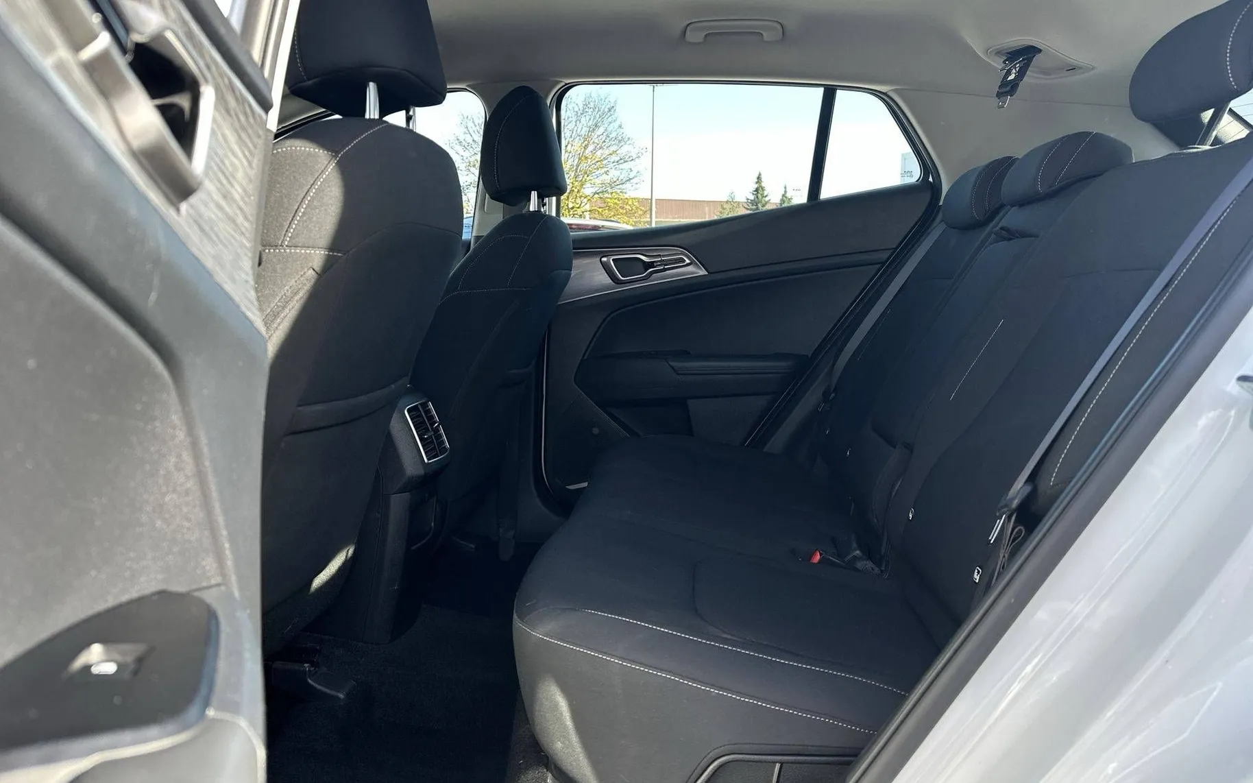 Notranja slika - KIA Sportage - 1.6 T-GDI LX Fresh ISG - 11