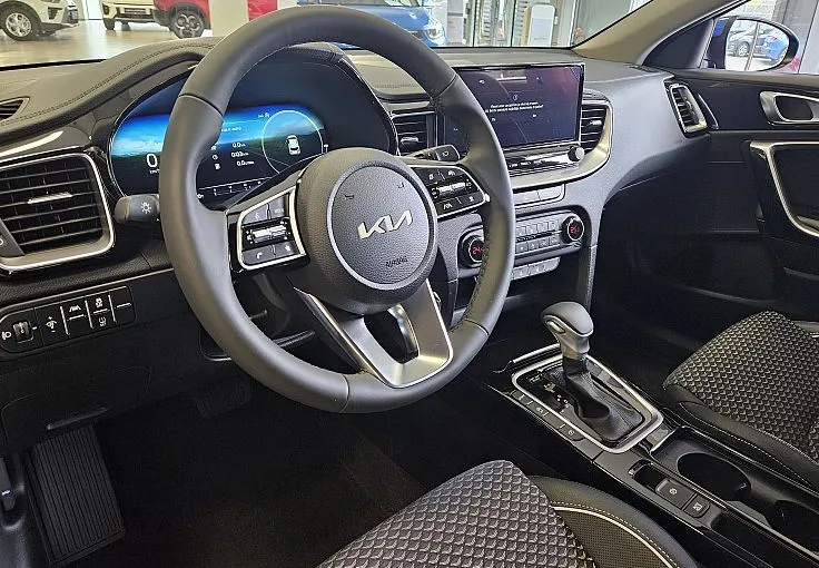 Zunanja slika - KIA XCeed - 1.6 T-GDi EX WAY ISG.7DCT 110.3 kW. VEČ BARV - 7