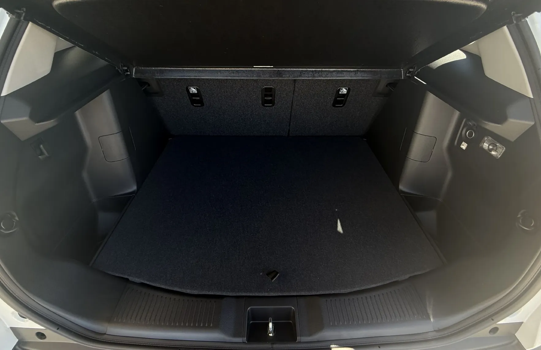 Zunanja slika - Suzuki S-Cross - 1.4 Boosterjet AllGrip Hibrid Elegance - 11