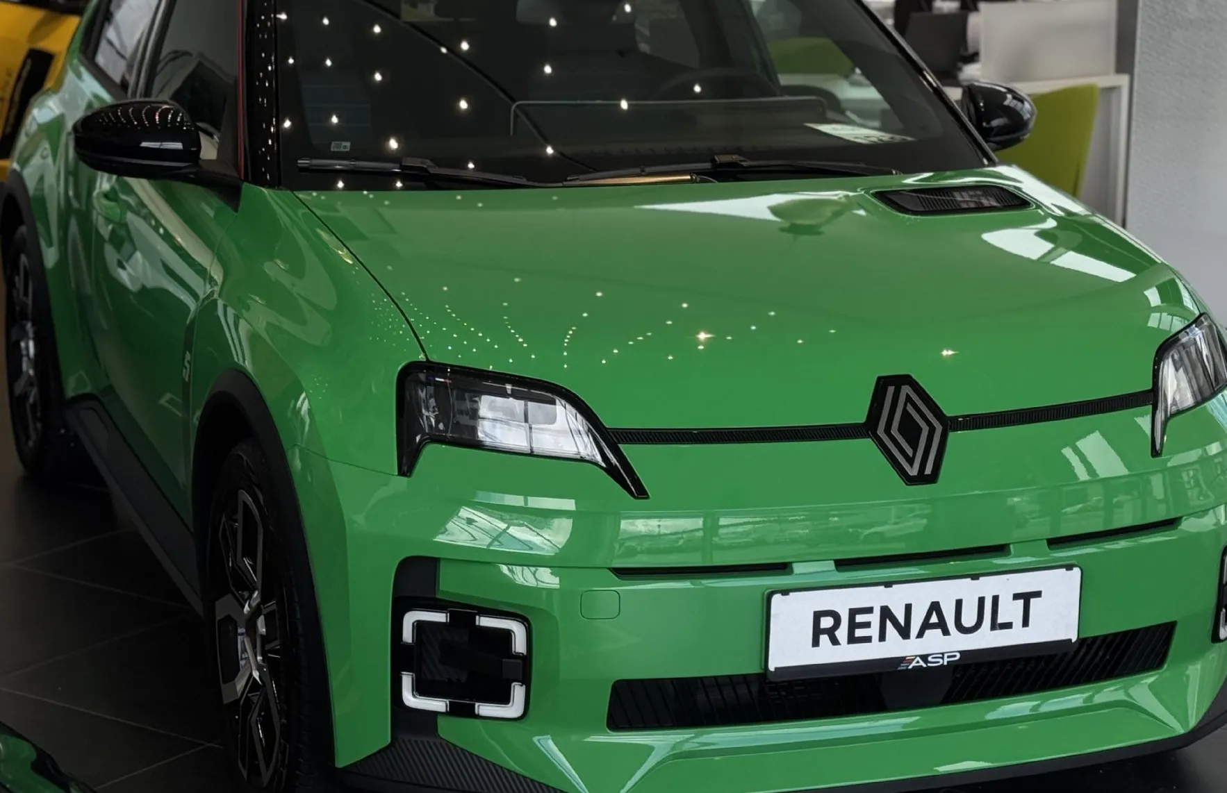 Zunanja slika - Renault 5 E-tech - techno EV52 110kW - 3