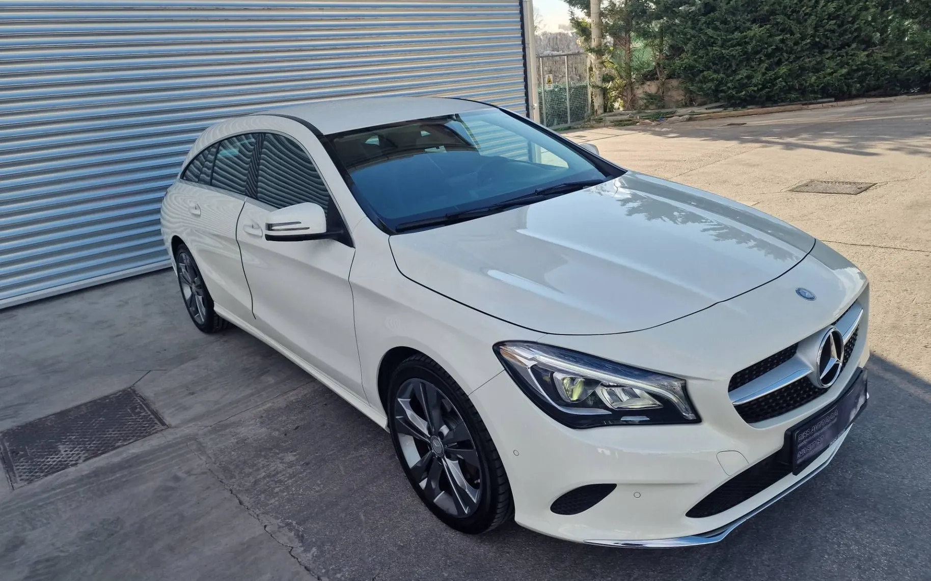 Zunanja slika - Mercedes-Benz CLA Shooting Brake - 200 d AMG AUT.-F1 LED-XENON 2-LASTNIK KUP. V SLO.. - 5