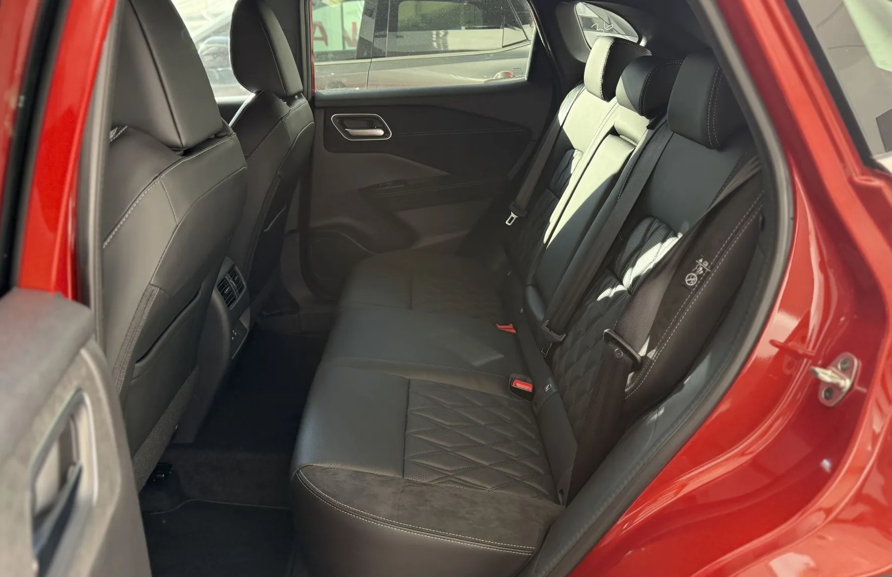 Zunanja slika - Nissan Qashqai - 1.3 DIG-T Mild Hyb.158 2WD TEKNA+ - 9