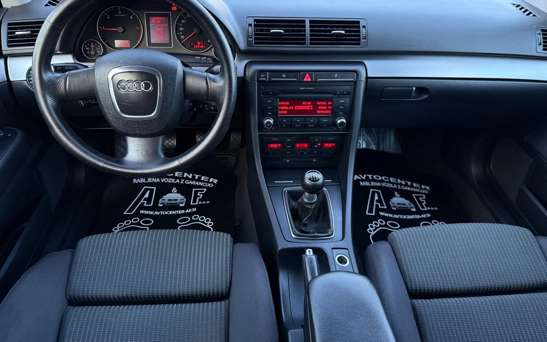Notranja slika - Audi A4 - 1.9 TDI-LIMUZINA-2X S LINE-ODLIČEN- - 9