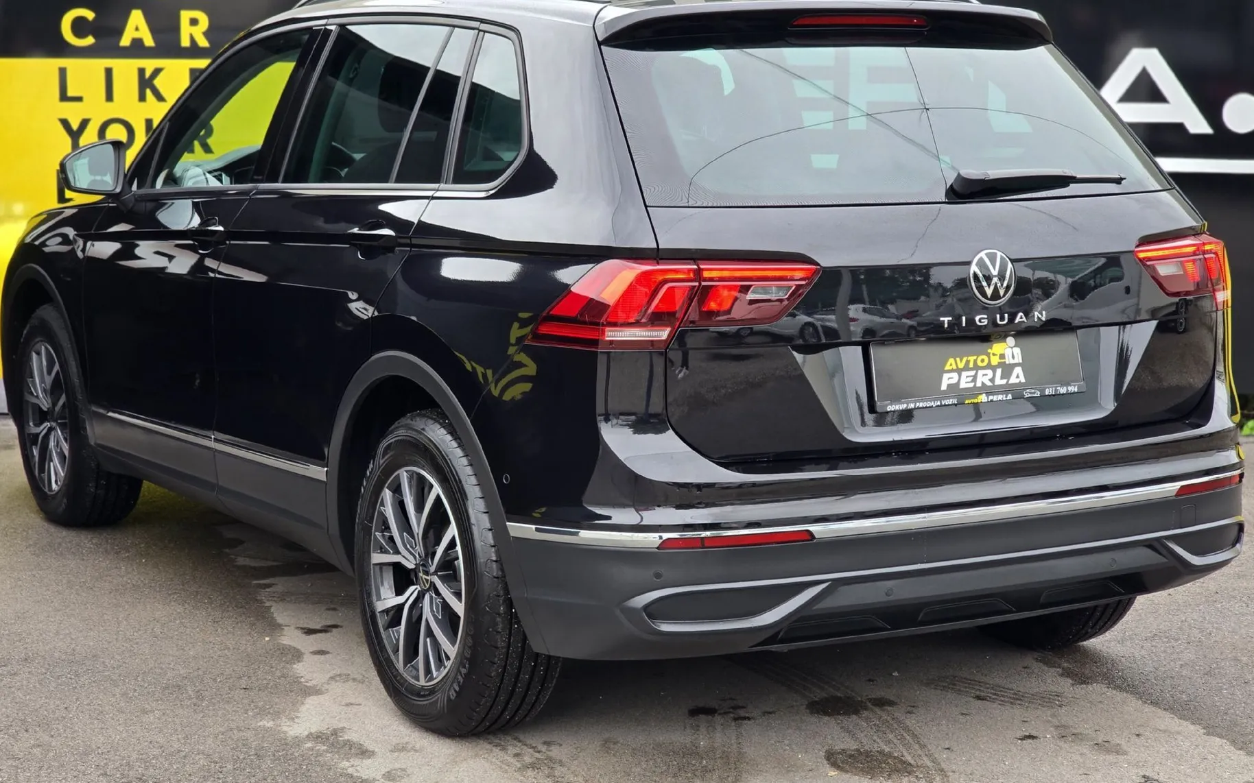 Zunanja slika - Volkswagen Tiguan - 2.0 TDI DSG HIGHLINE-VIRTUAL-MATRIX-CAMERA-NEMŠKI - 7