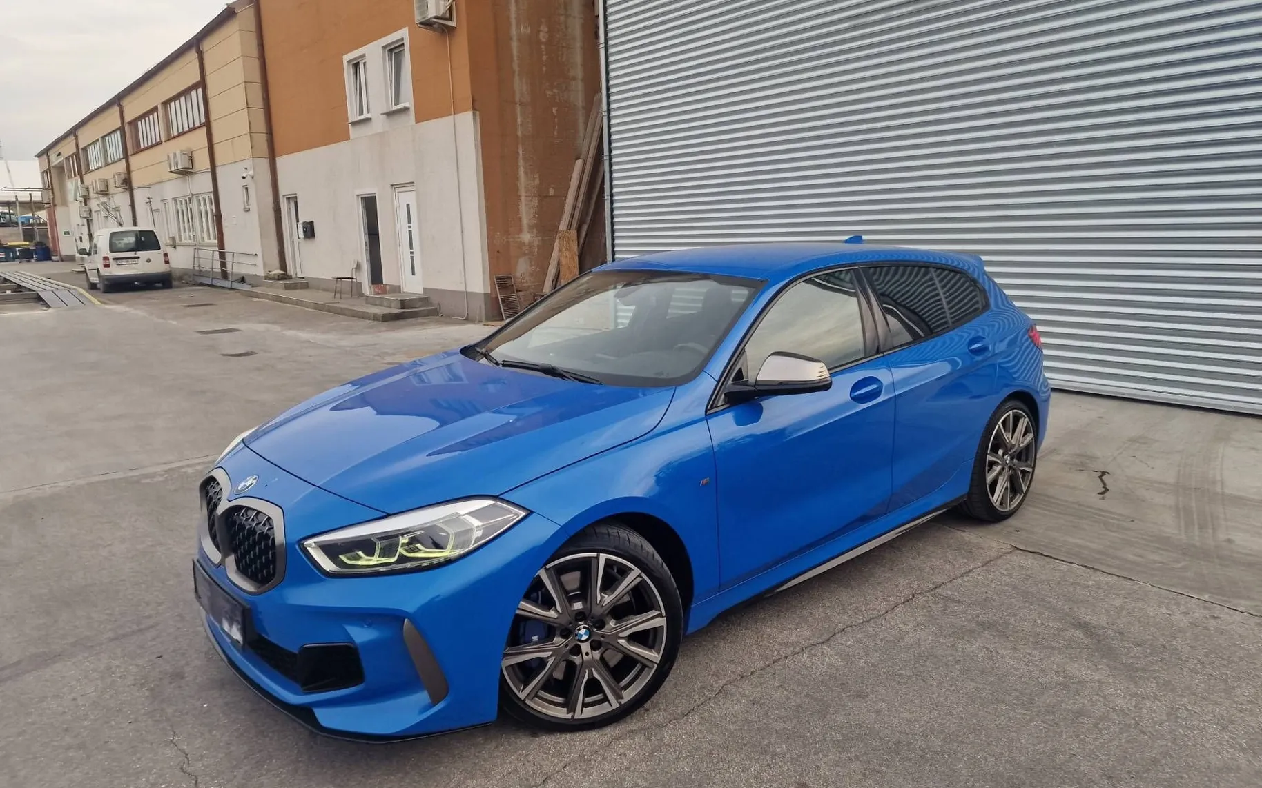 Notranja slika - BMW serija 1: - M135i xDrive Avt. POLOG 3300 - 8