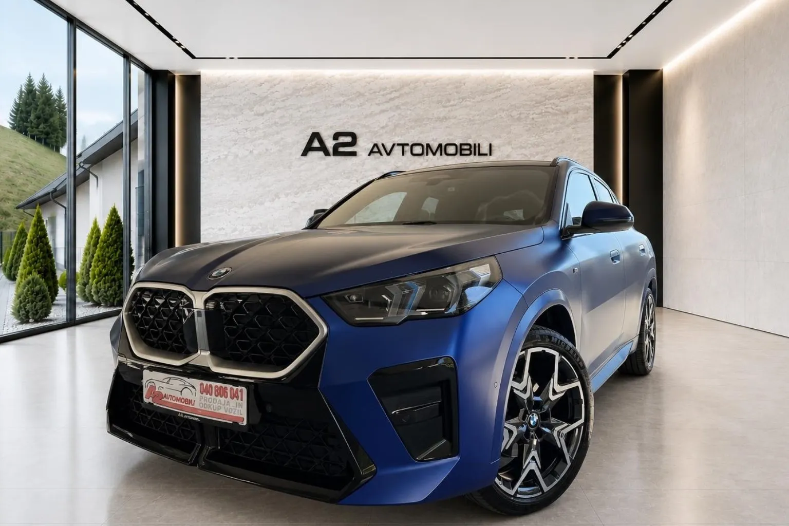 Notranja slika - BMW serija X2: - X2 xDrive20d Avt. M-PRO -MAT-PANO-KAMERA-ALCANTARA - 9