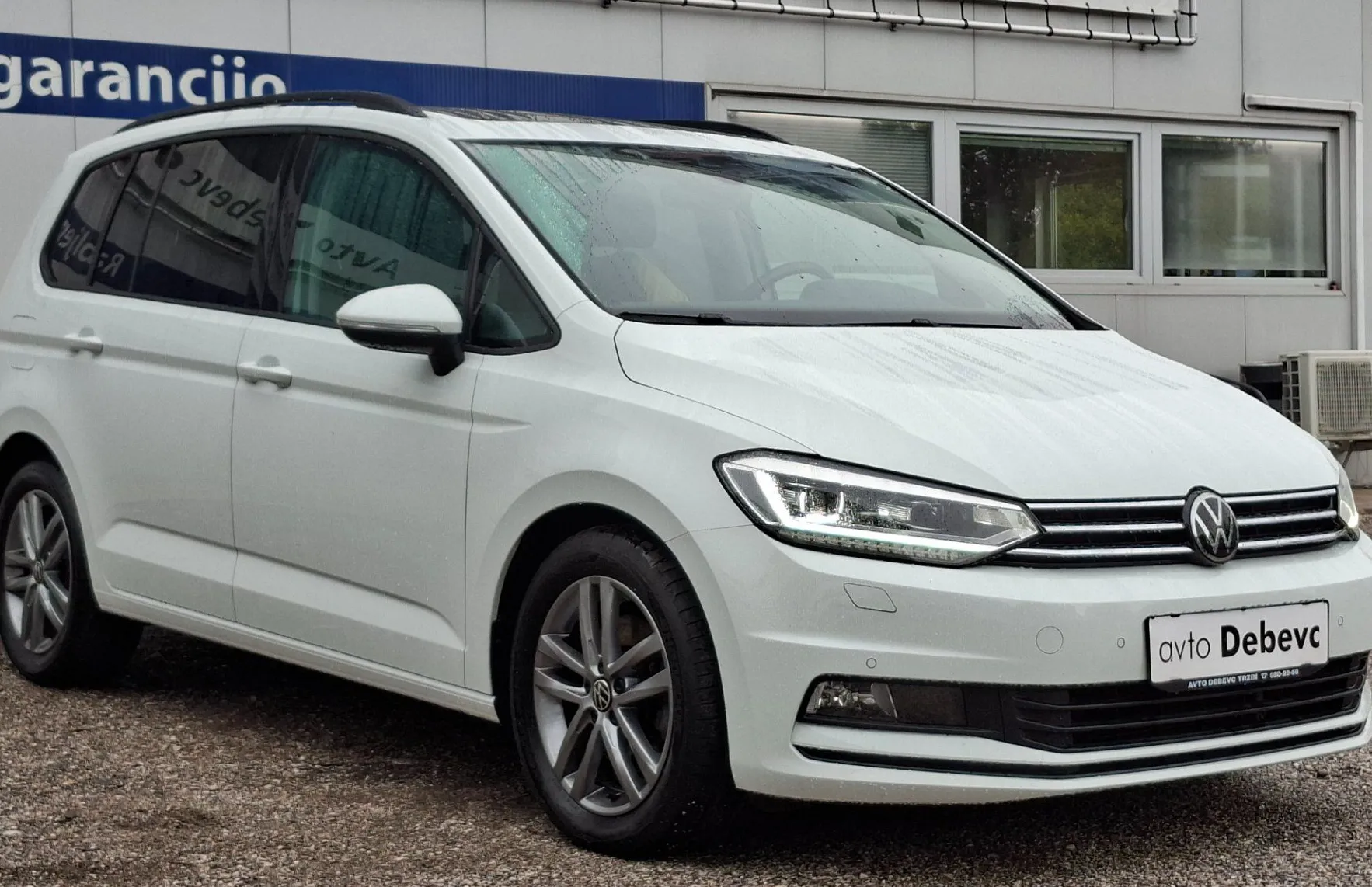 Zunanja slika - Volkswagen Touran - 2.0 TDI Highline DSG - Slo poreklo - 1. Lastnik - 3