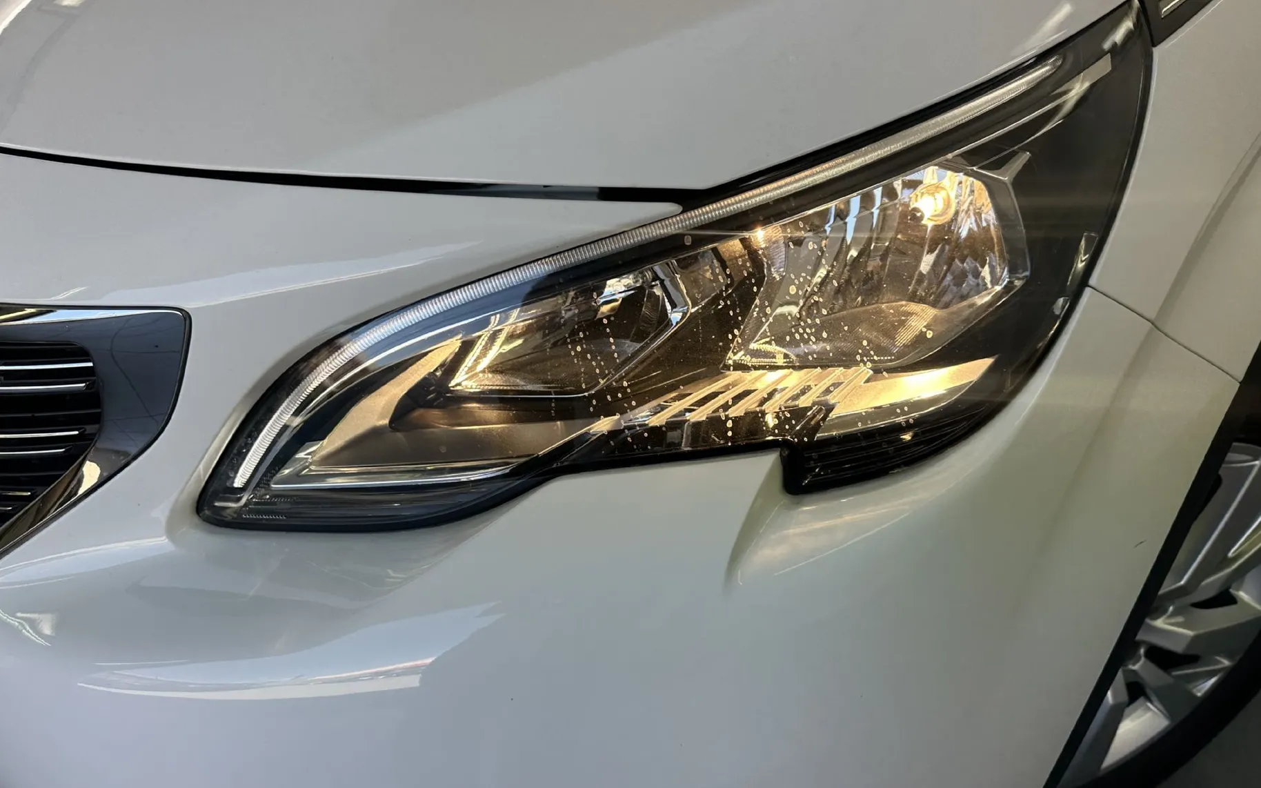 Zunanja slika - Peugeot 5008 - 1.5 BLUE HDI 130 BUSINESS.NAVI.ALU.. - 5