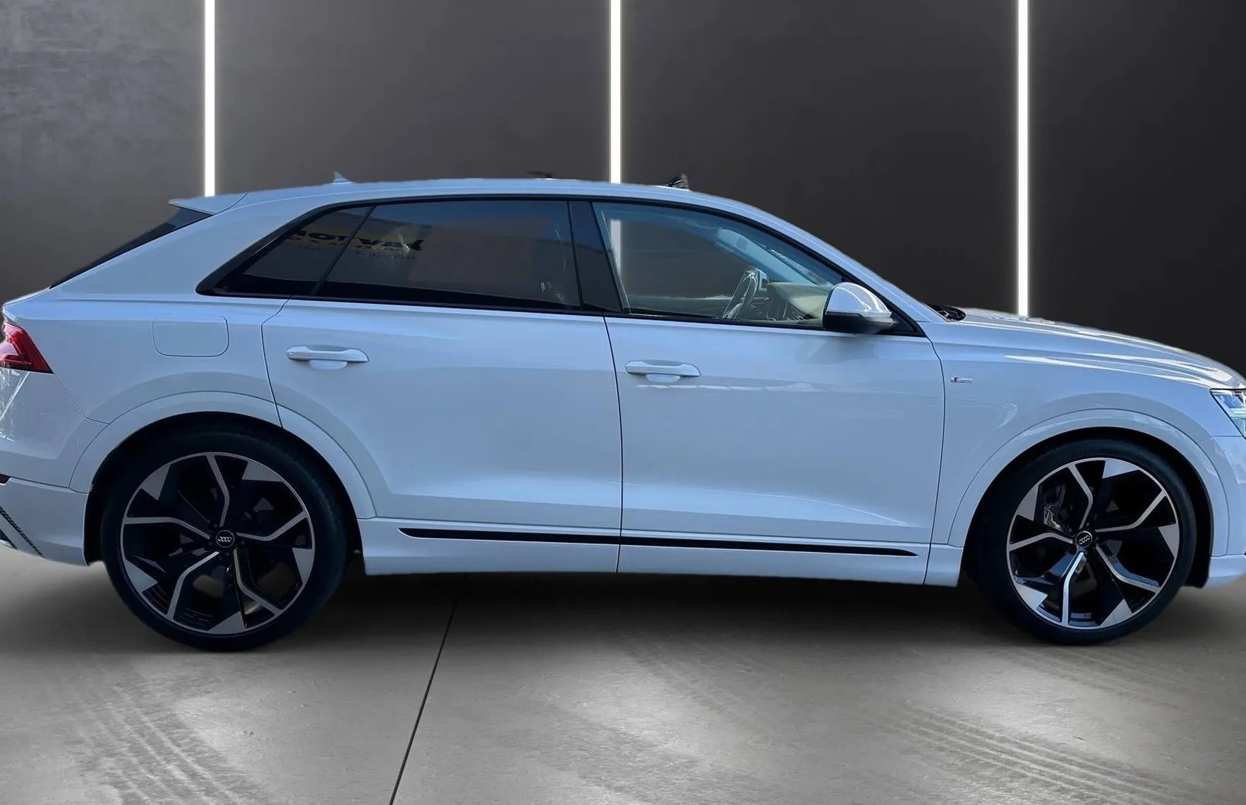 Zunanja slika - Audi Q8 - 50 TDI Q. S LINE ZRAČNO MATRIX PANO VIRTUAL RADAR - 9