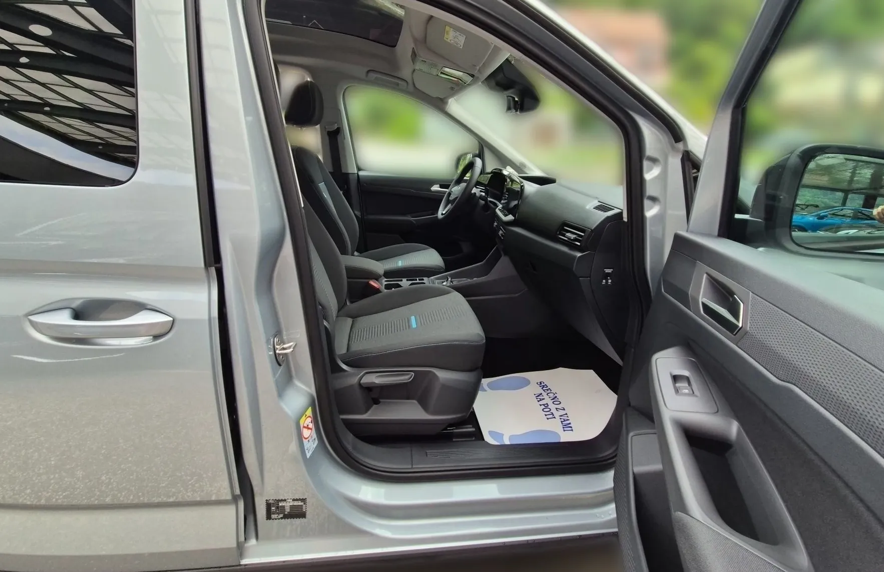 Zunanja slika - Ford Tourneo Connect - ACTIVE 2.0 TDCi EcoBlue 122PS A7 L2 FWD-NA ZALOGI - 15