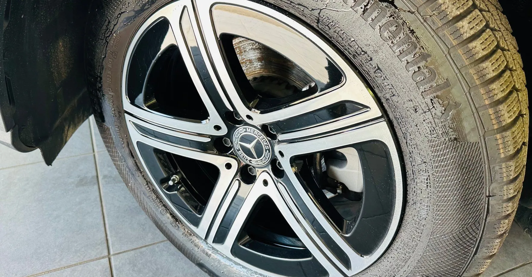 Zunanja slika - Mercedes-Benz GLC-Razred - GLC 220d 4MATIC Avt.NEMŠKI+4ALU.KAMERA.LED.USNJE - 4