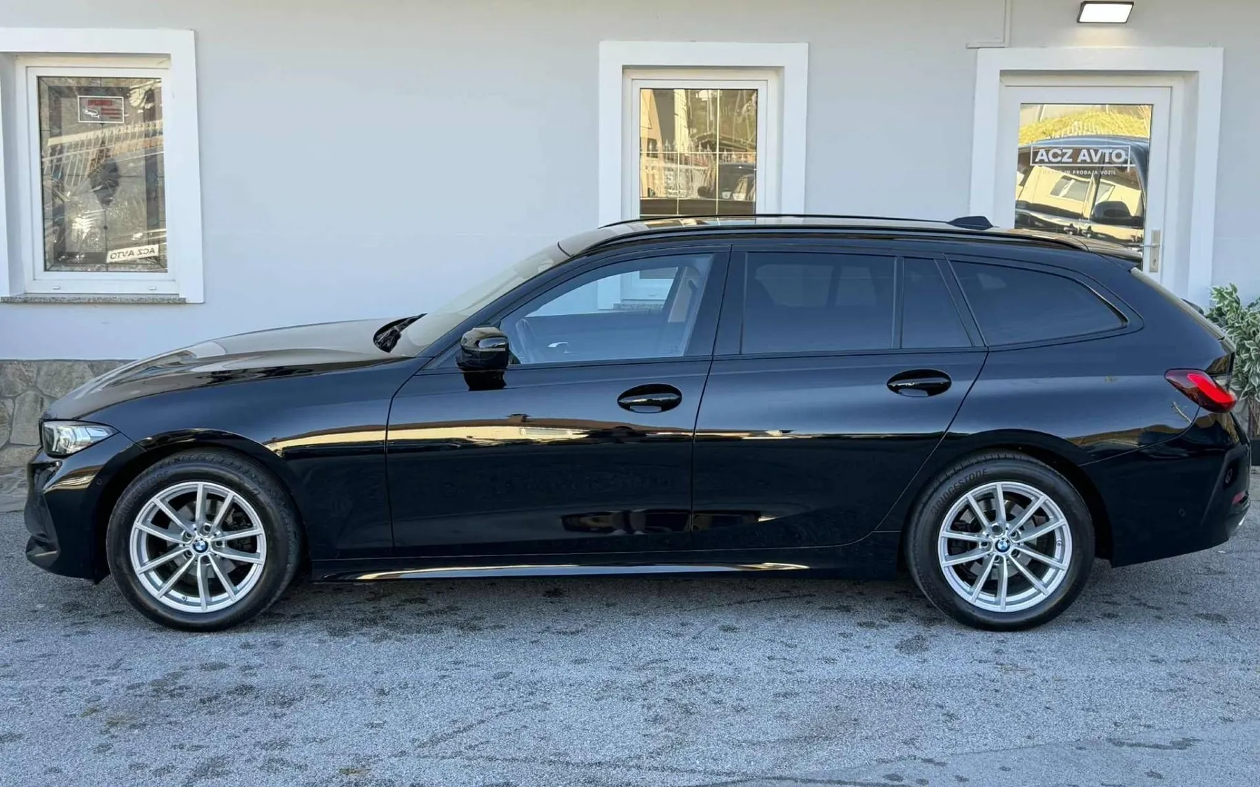 Notranja slika - BMW serija 3 Touring: - 318D•AUT•SPORT PAKET•FACELIFT•VIRTUAL•FUL LED•AC.. - 7