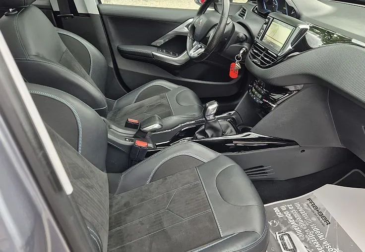 Zunanja slika - Peugeot 2008 - 1.2 Turbo 110ks CROSSWAY °ALKANTARA °KAMERA °GRIP - 12