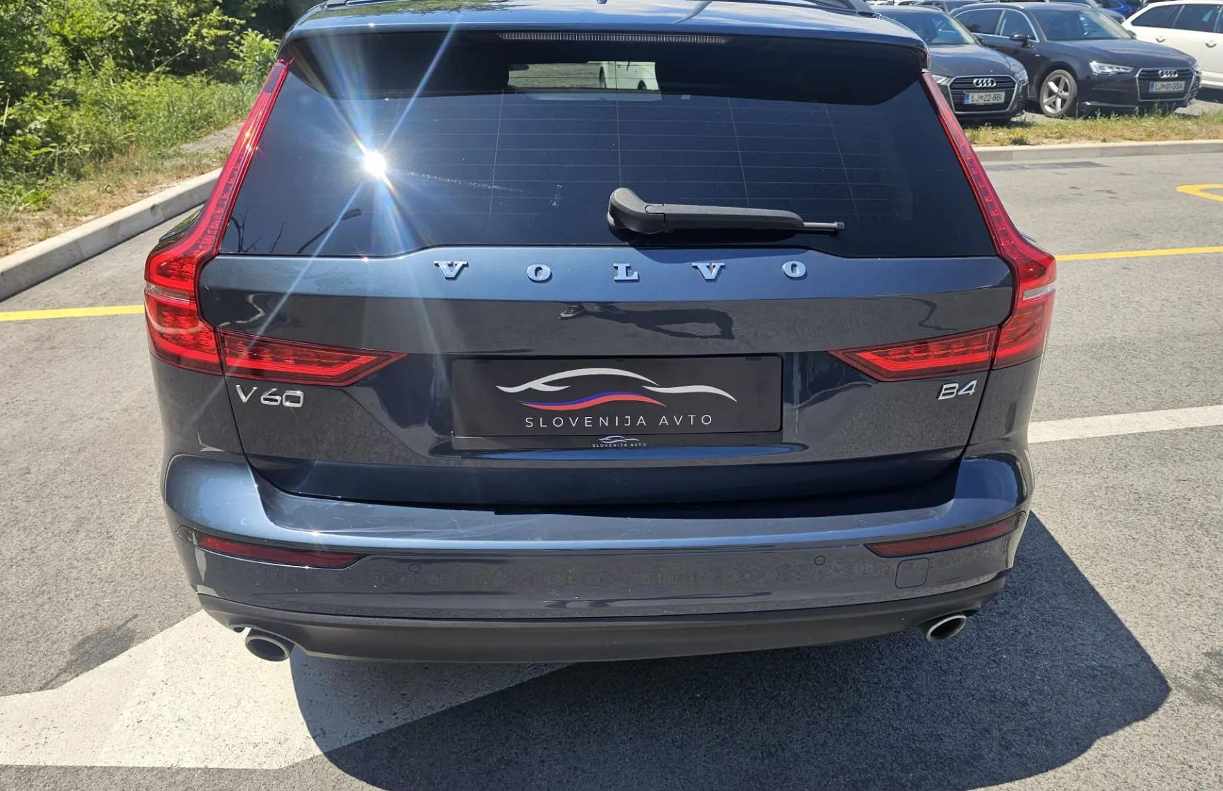 Zunanja slika - Volvo V60 - B4D Momentum Pro |FulLED|usnje|alu|ACC|navi|el prt - 5