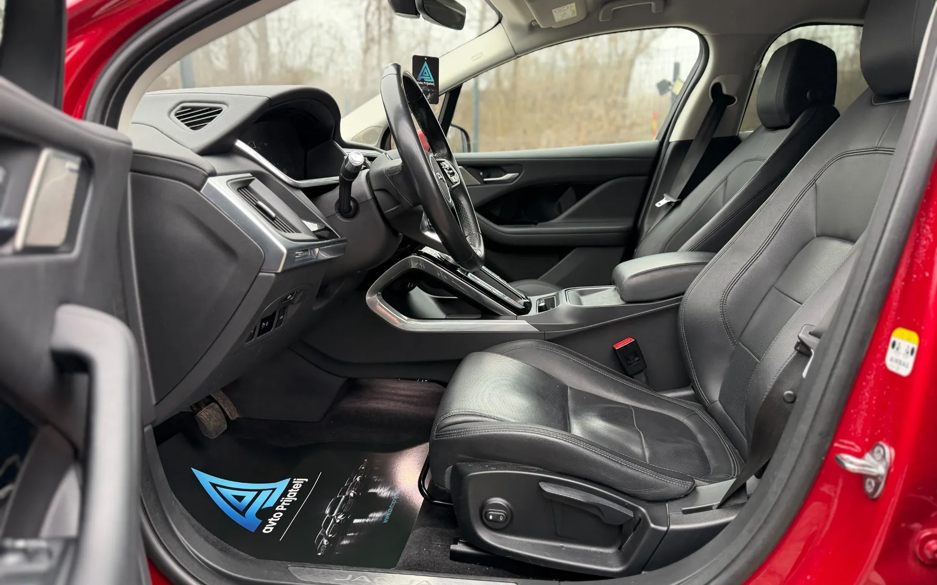 Zunanja slika - Jaguar I-PACE - USNJE | 4WD | NOVA BATER | UGODNO - 17