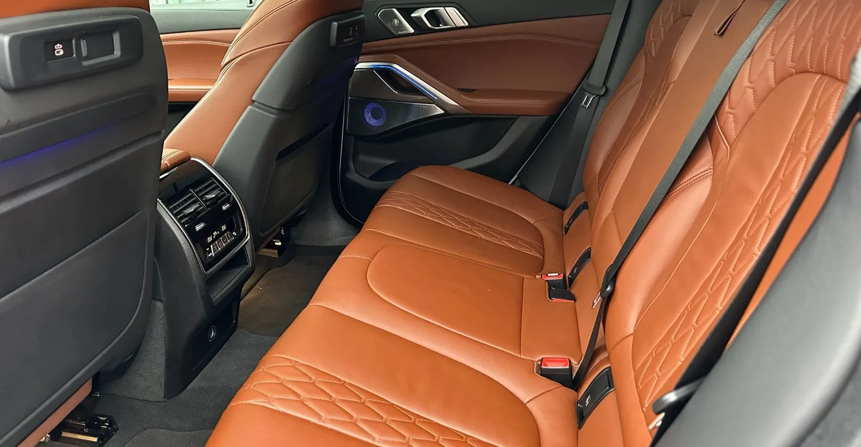Zunanja slika - BMW X6 - serija : xDriveM50i Avt.|PANO|Bowers   Wilkins|SLO| - 16