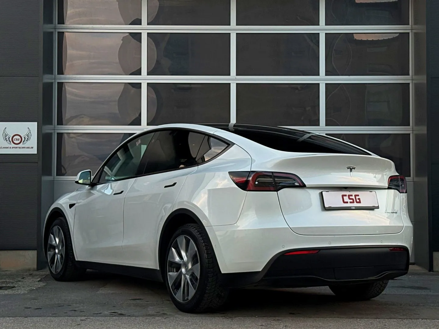 Zunanja slika - Tesla Model Y - Long Range AWD |KLJUKA|19col - 4