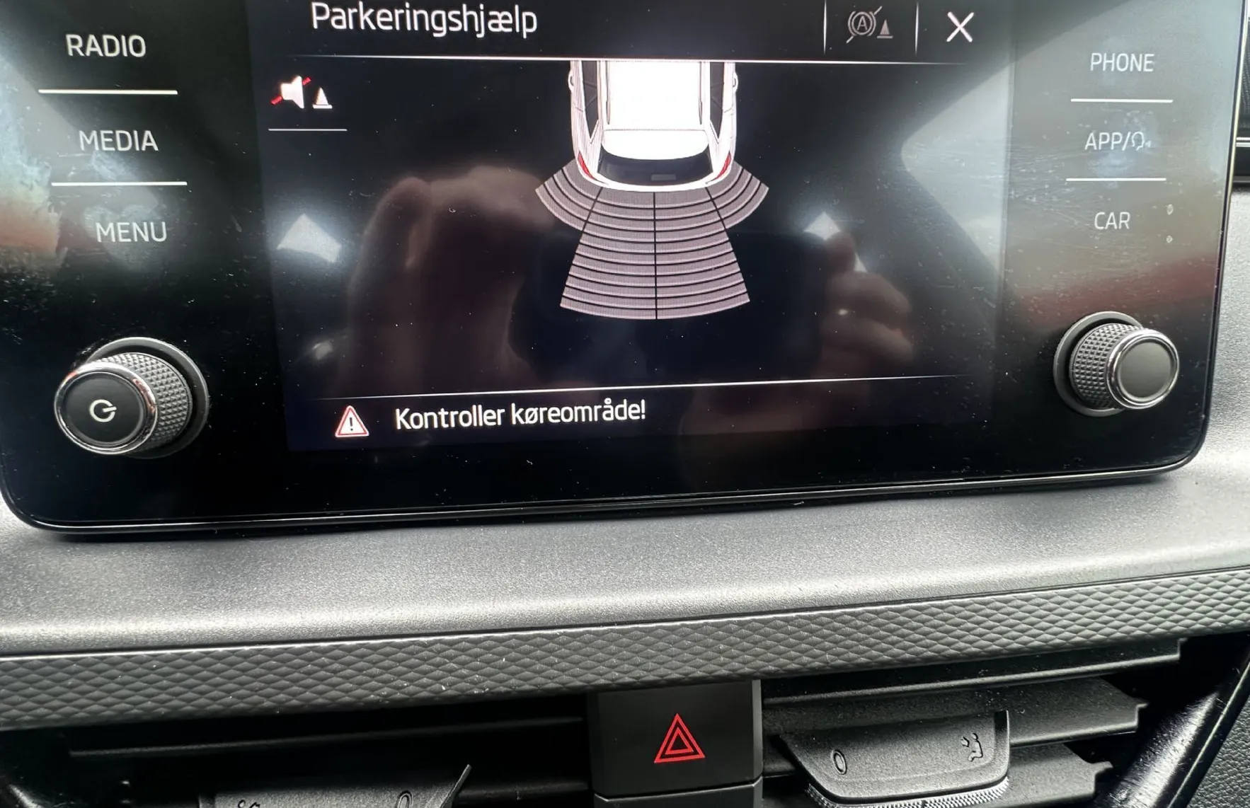 Zunanja slika - Škoda Kamiq - 1.0 TSI  81 kW.LED.GRET.SEDEŽEV.SAMO 82.000 KM - 7