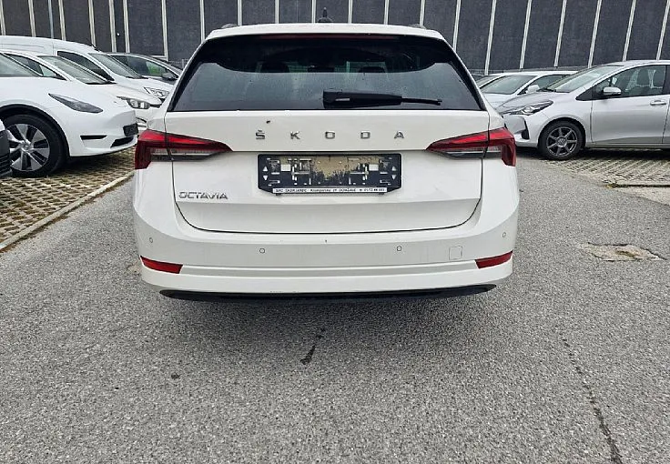 Zunanja slika - Škoda Octavia - Combi 2.0 TDI Ambition DSG - 4