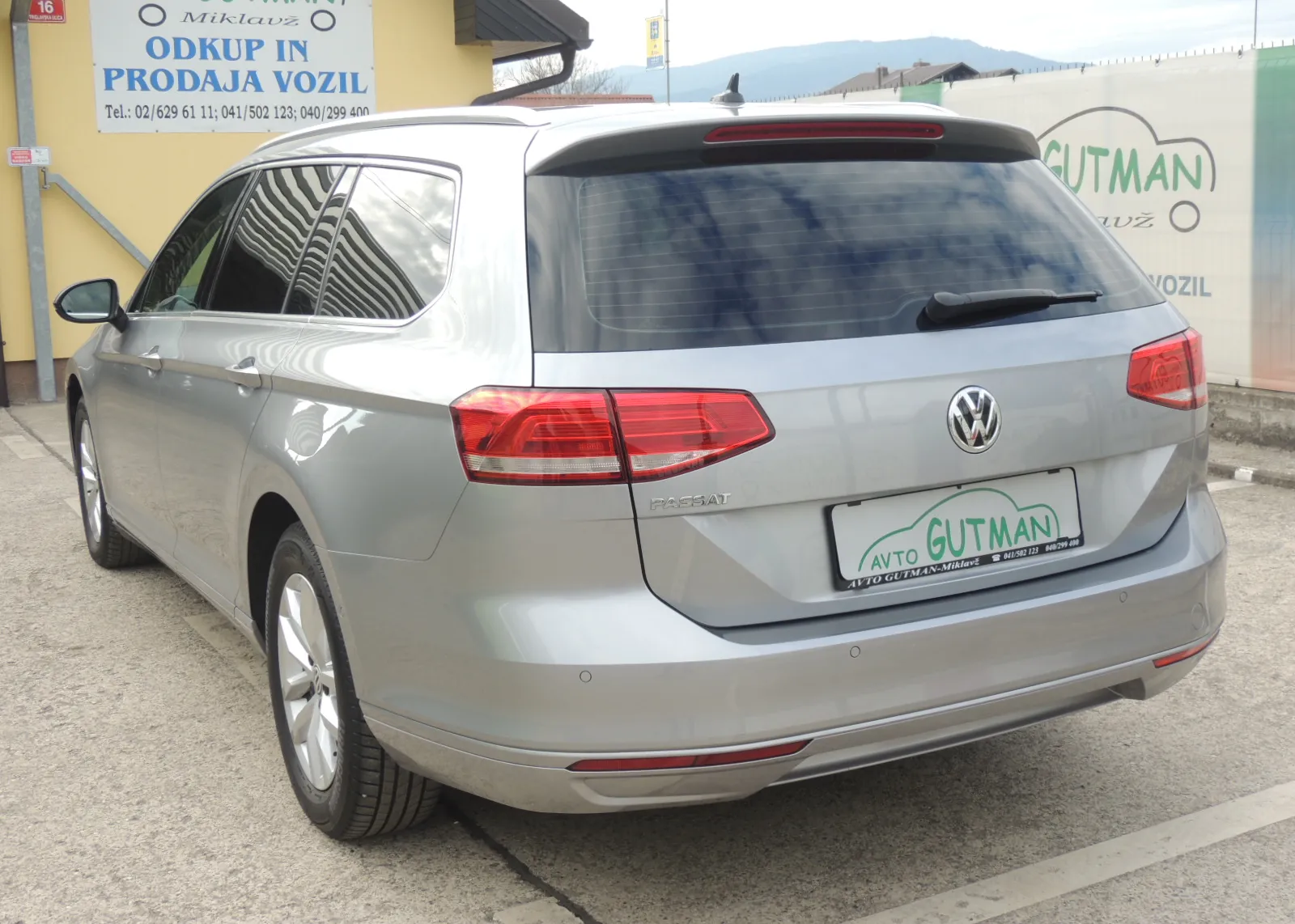Zunanja slika - Volkswagen Passat - 1.6/TDI/ AUT./ Comfortline - 4