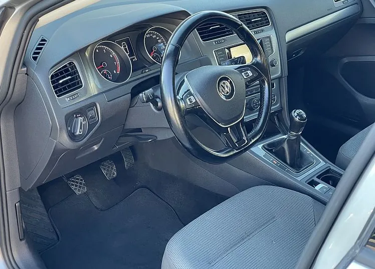 Zunanja slika - VW Golf - 1.2 TSI Comfortline - 5