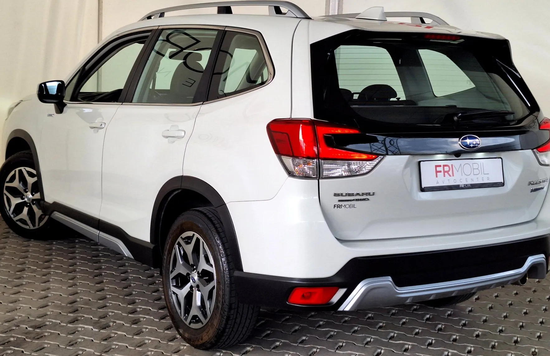 Zunanja slika - Subaru Forester - 2.0i Premium CVT MHEV E-BOXER•4X4•KAMERA•ACC• - 4