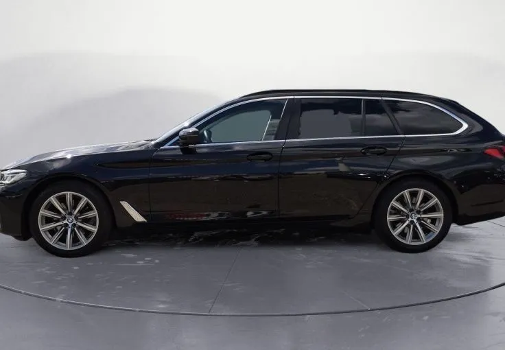 Zunanja slika - BMW Serija 5 - Touring: 520d Navi+Head Up Display+Vlečna kljuka - 2
