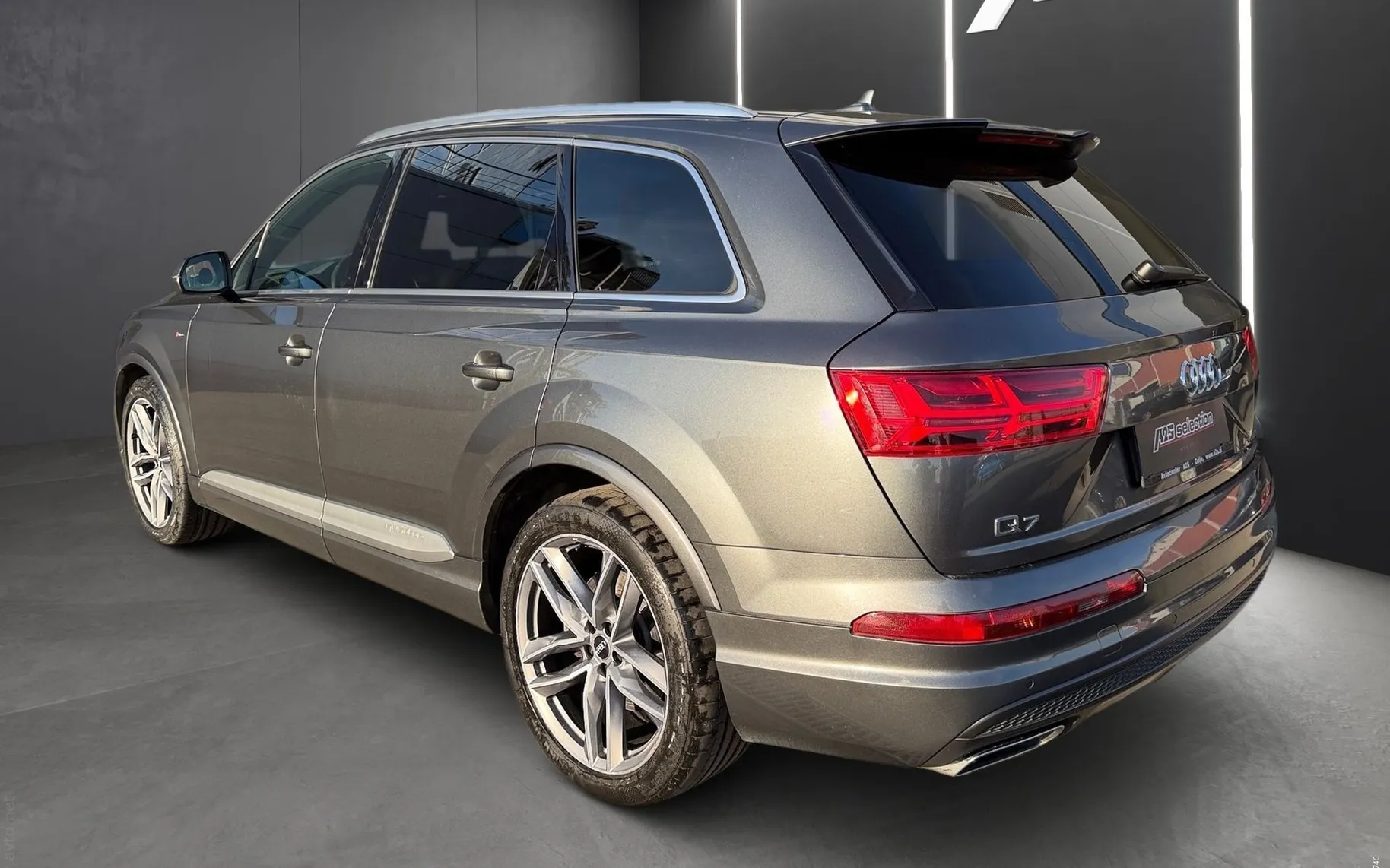 Zunanja slika - Audi Q7 - 3.0 TDI Q S-Line-Night Vision-Zračno vzmetenje... - 4