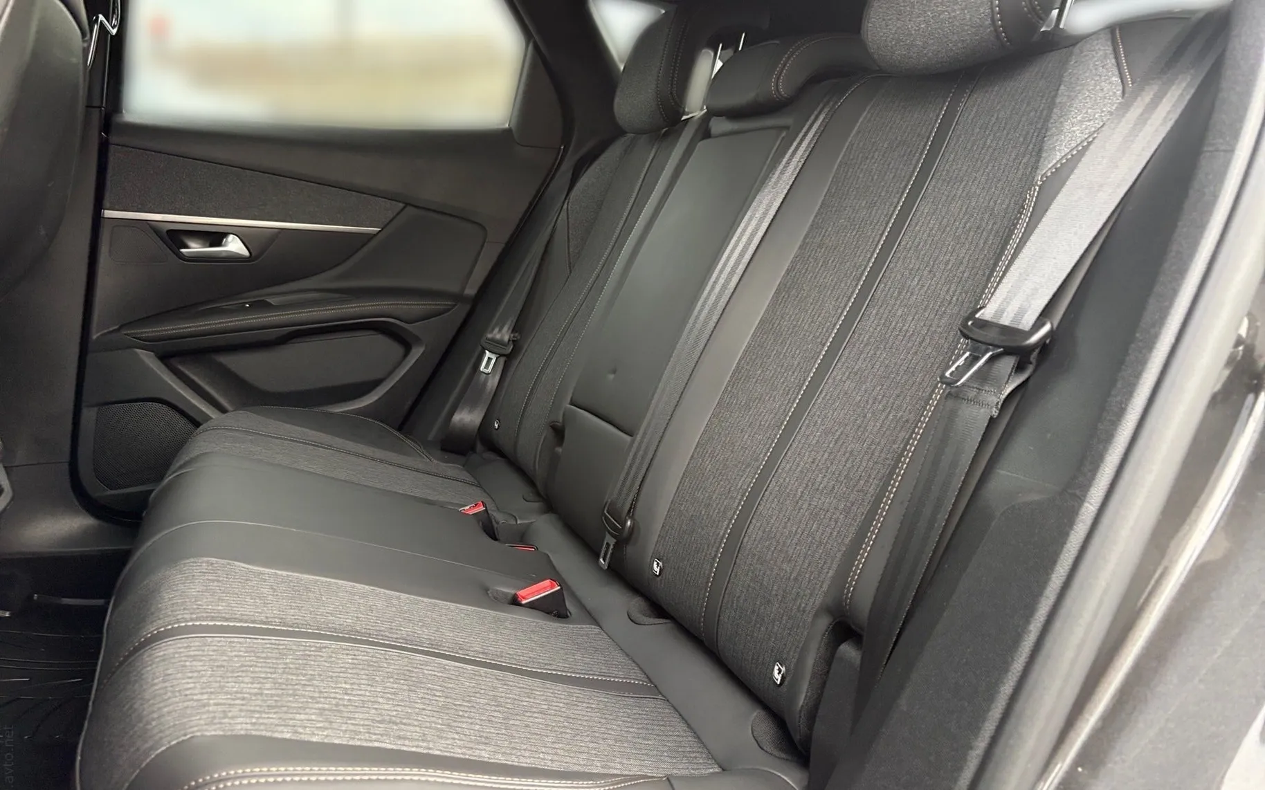 Notranja slika - Peugeot 3008 - 1.5 GT Line... - 11