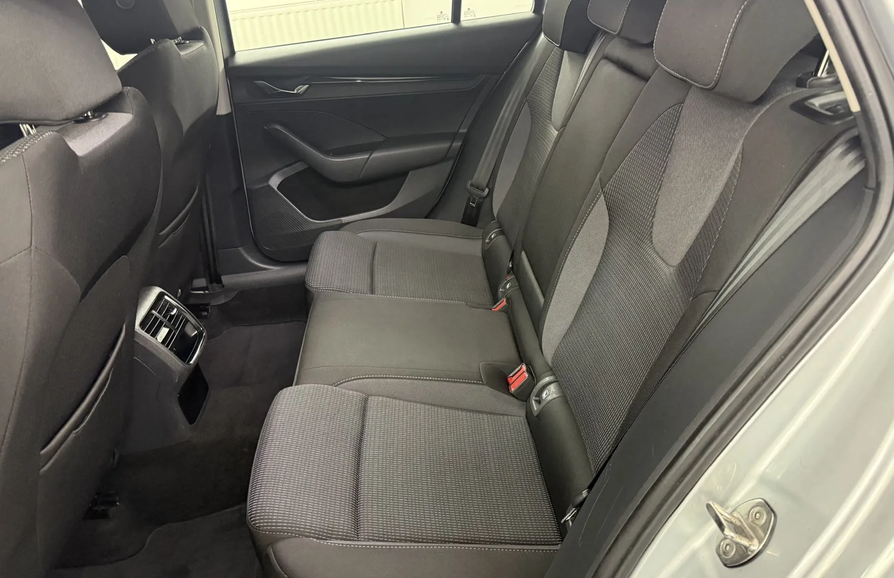 Zunanja slika - Škoda Octavia - Combi 2.0 TDI Style DSG.KAMERA.NAVI.LED.2023.DIZEL - 11