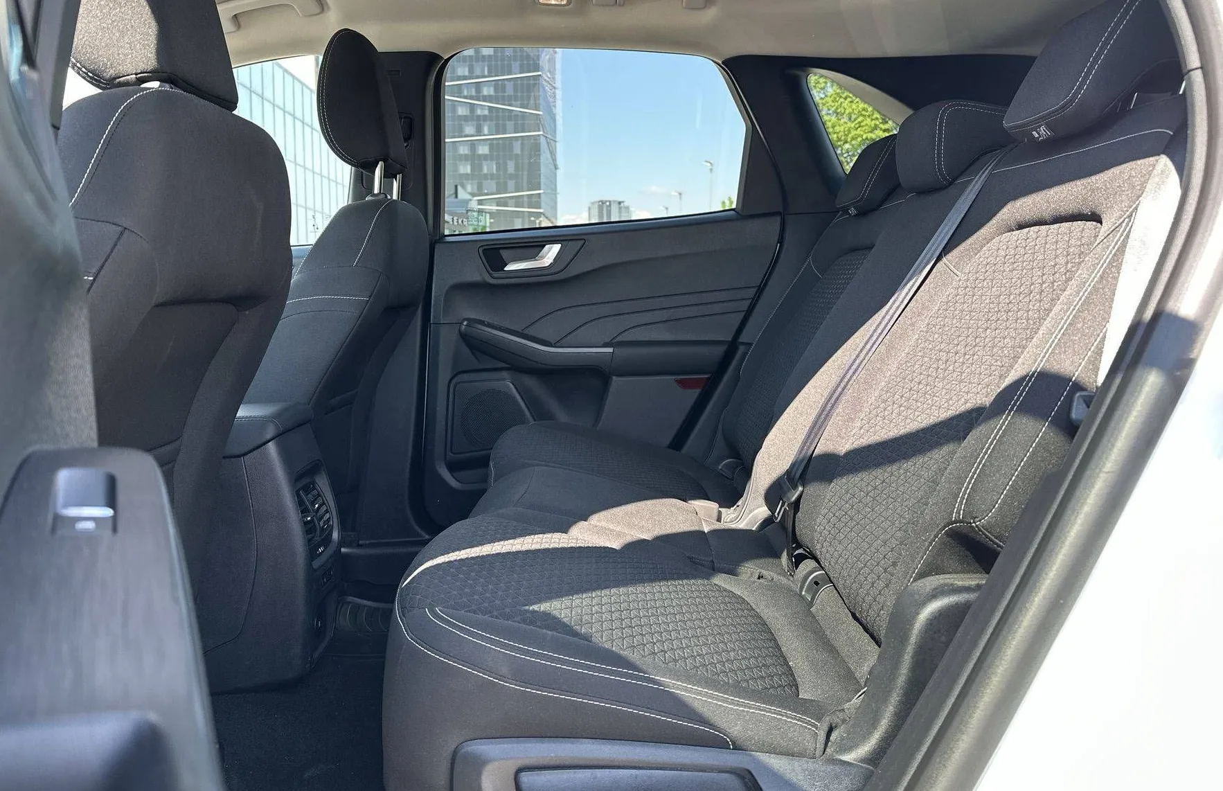 Zunanja slika - Ford Kuga - 1.5 EcoBoost Titanium - 11