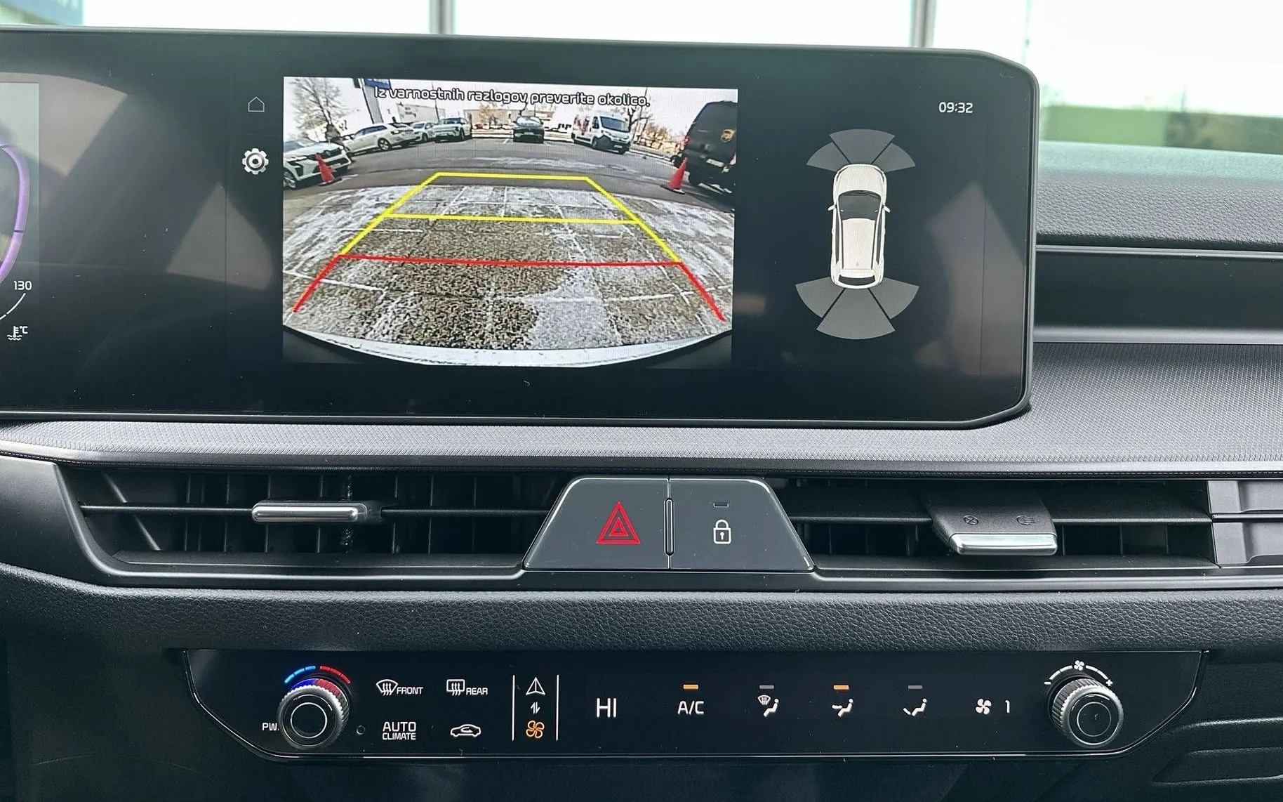 Notranja slika - KIA Stonic - 1.0 T-GDi EX Pulse DCT - 17