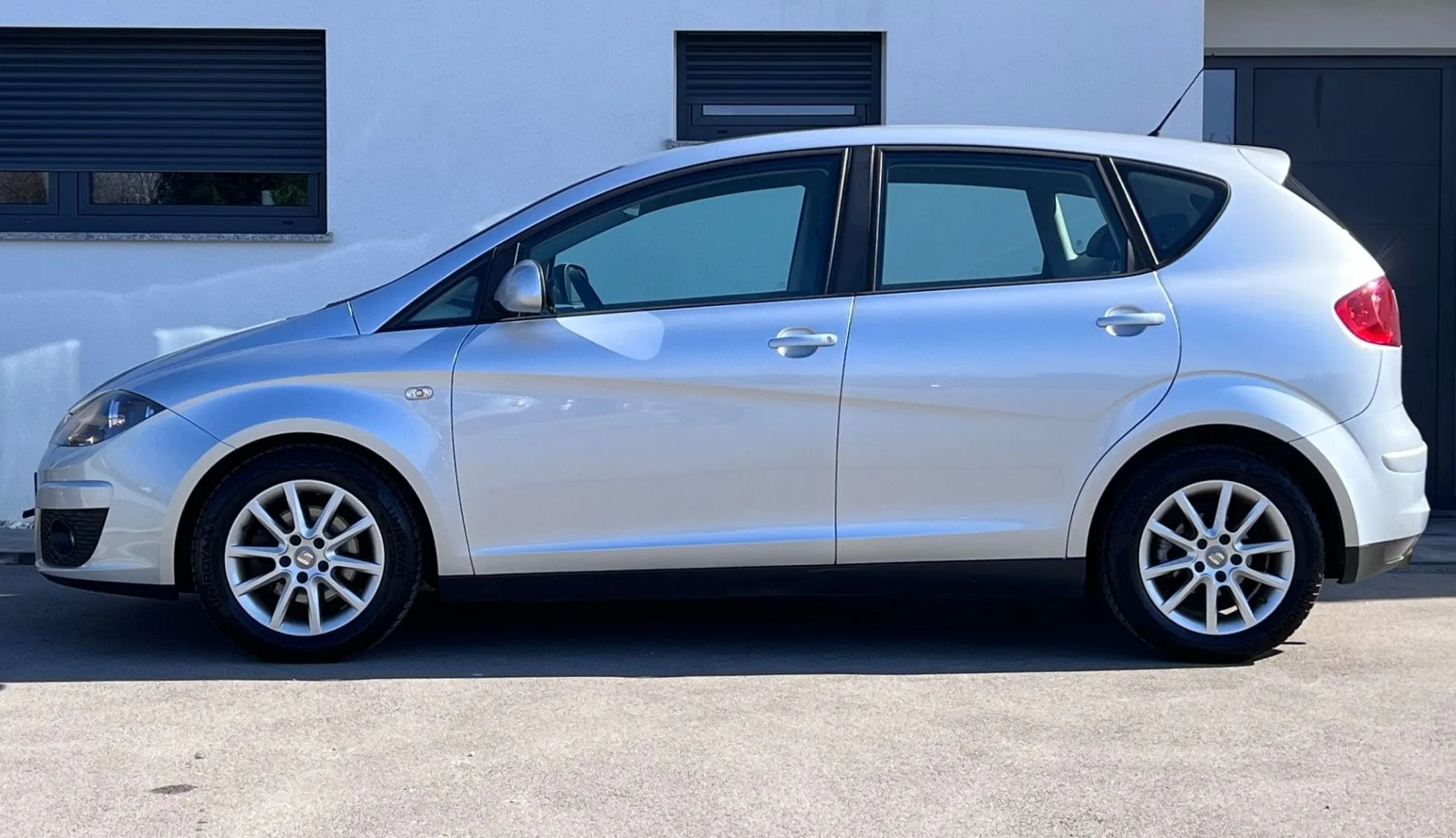 Zunanja slika - Seat Altea - 1.6 TDI+1.LAST+SLO+TEMP+ALU+SAMO 95.013 km... - 5