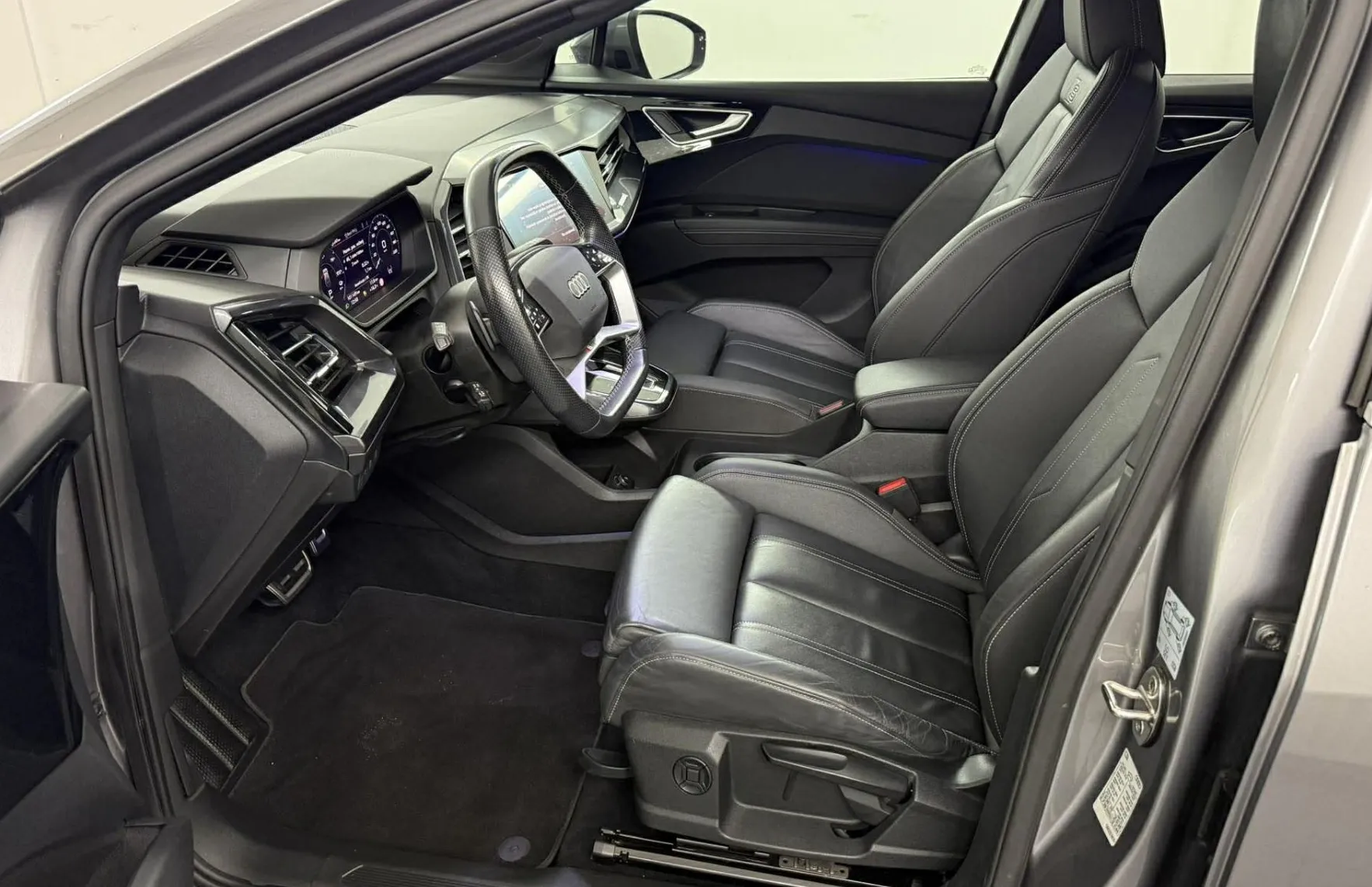 Zunanja slika - Audi Q4 - e-tron  40 e-tron.S line.LUKSENBURG.ACC.KAMER.LED - 15