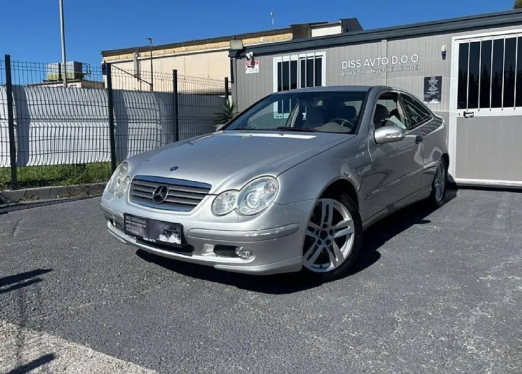 Zunanja slika - Mercedes-Benz C-Razred - C 200 OBROK 84X-42EUR NA KREDIT BREZ POLOGA... - 3