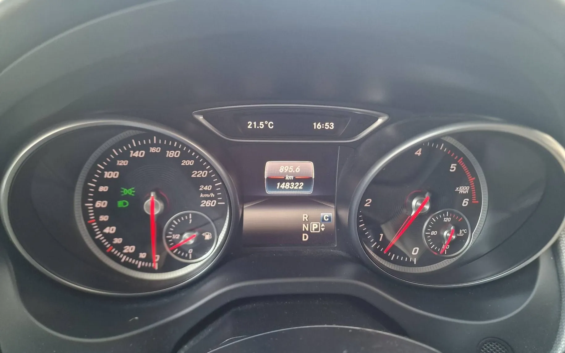 Notranja slika - Mercedes-Benz CLA Shooting Brake - 200 d AMG AUT.-F1 LED-XENON 2-LASTNIK KUP. V SLO.. - 12