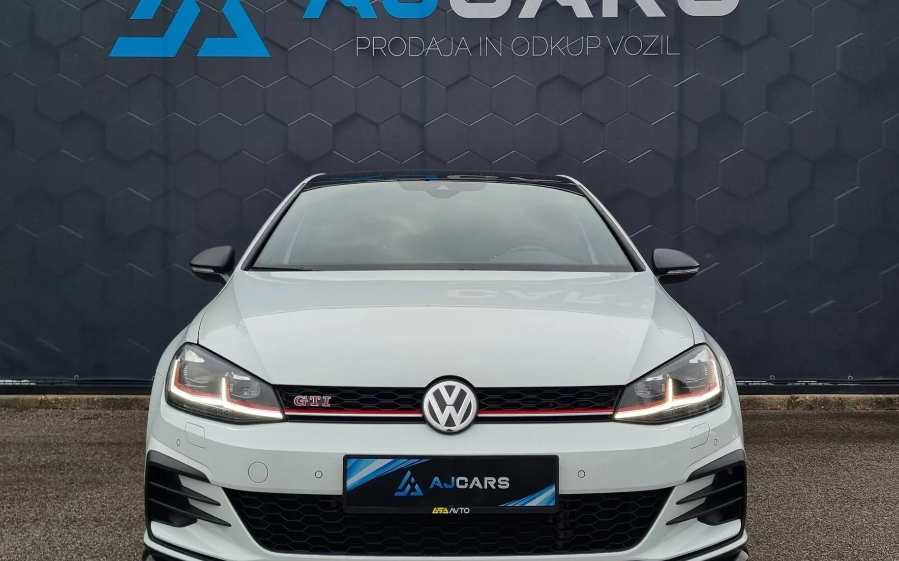 Zunanja slika - VW Golf - 2.0 GTI TCR avt. 290PS-Alcantara-Virtual-DSG-Alu - 2