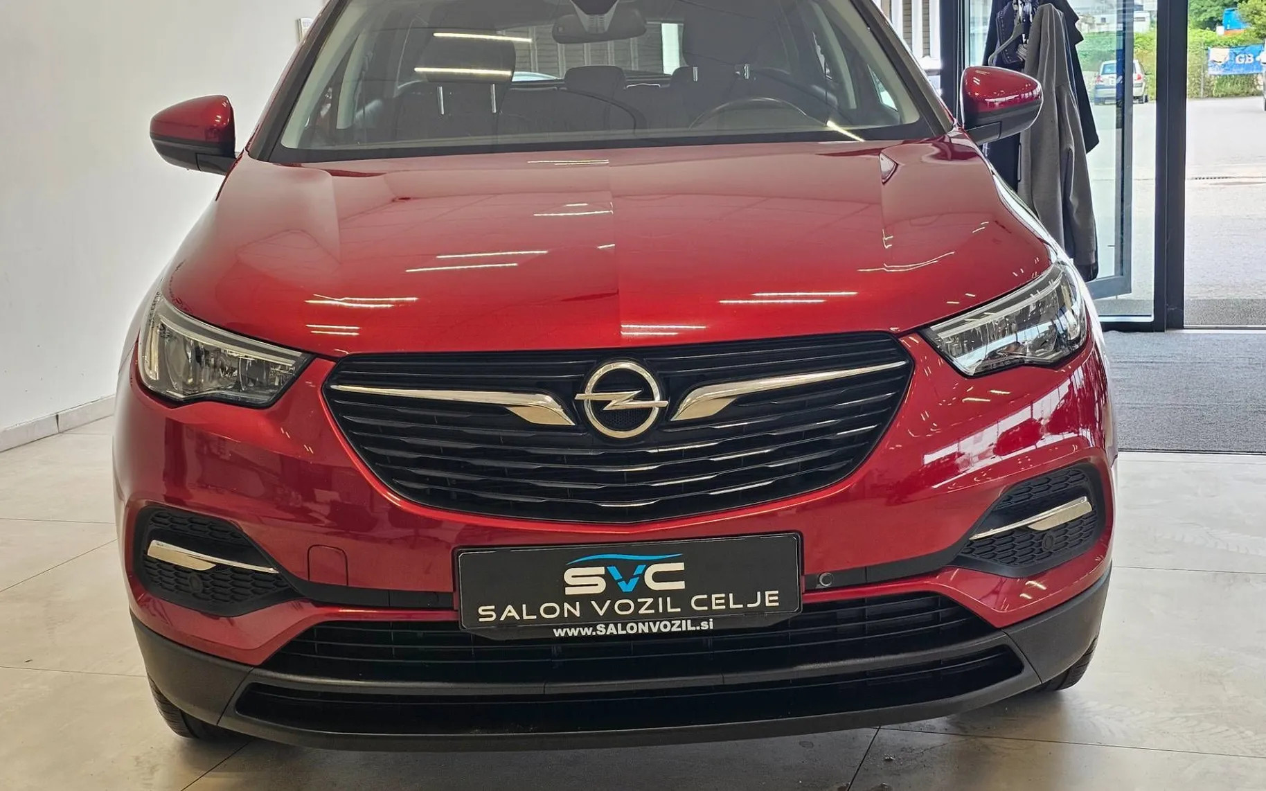 Zunanja slika - Opel Grandland X - 1.2-JAMSTVO-OPRAVLJEN VELIK SERVIS-OBROK ŽE 143€ - 2