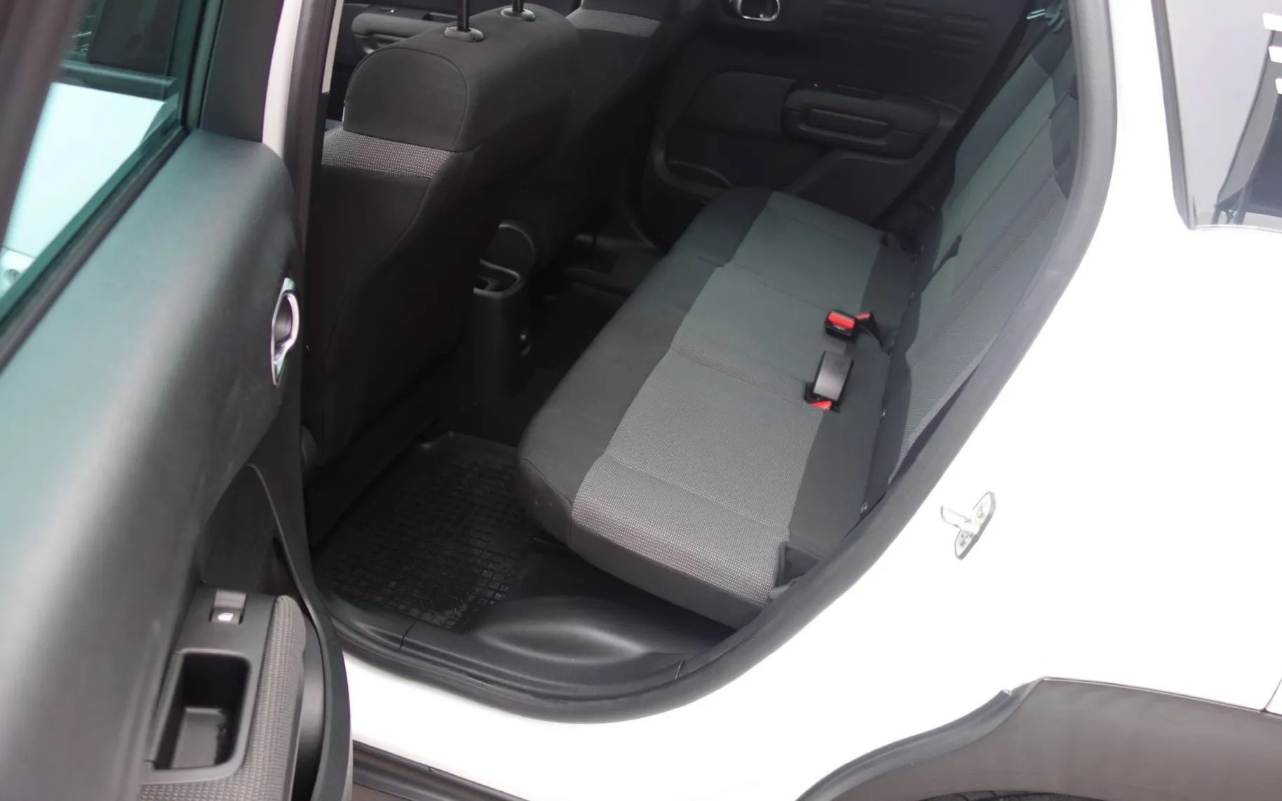 Zunanja slika - Citroën C3 Aircross - Shine PureTech 110 S S BVM6 - 6