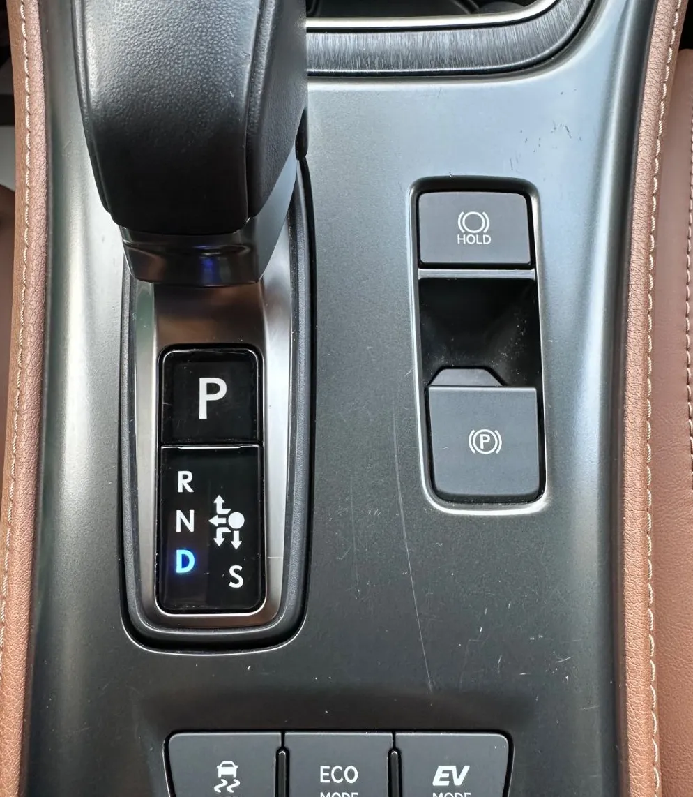 Zunanja slika - Lexus LBX - 1.5 HEV Relax Avt. MARK LEVINSON-KAM360-HUD-KLESS - 14