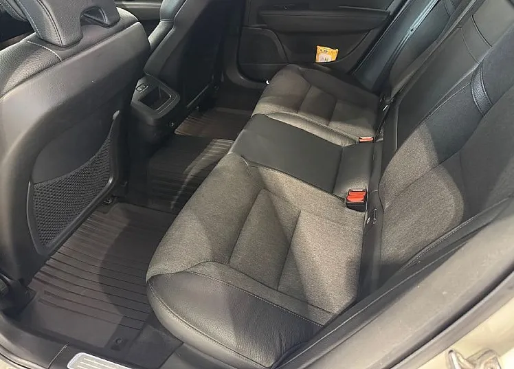Zunanja slika - Volvo V90 - D4 A Momentum - LED - NAVI - KAMERA - KLJUKA - 8