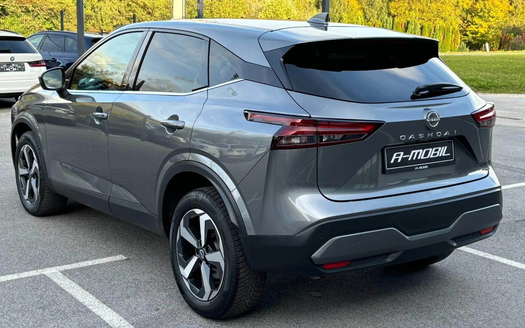 Zunanja slika - Nissan Qashqai - 1.3 DIG X-Tronic N-CONNECTA FUL LED-NAVI-KAMERA - 4