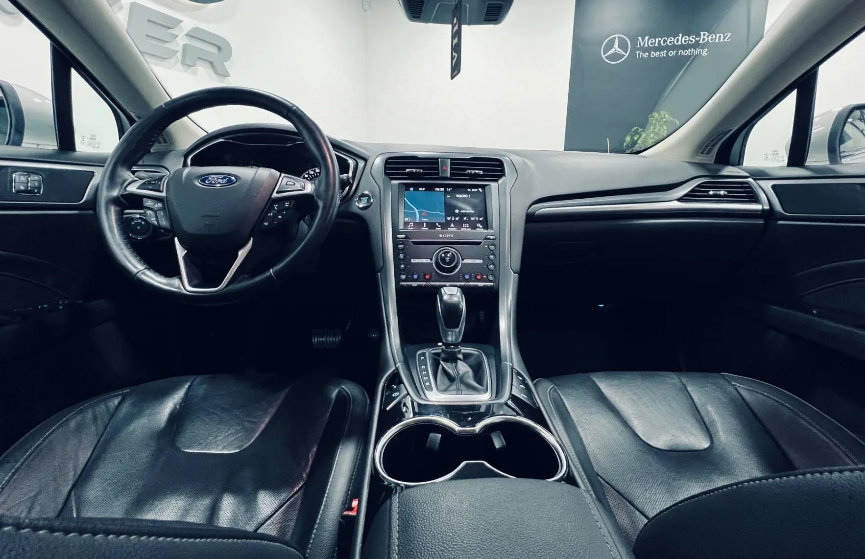 Zunanja slika - Ford Mondeo - 2.0 TDCi 132 kW Powershift Titanium - 7