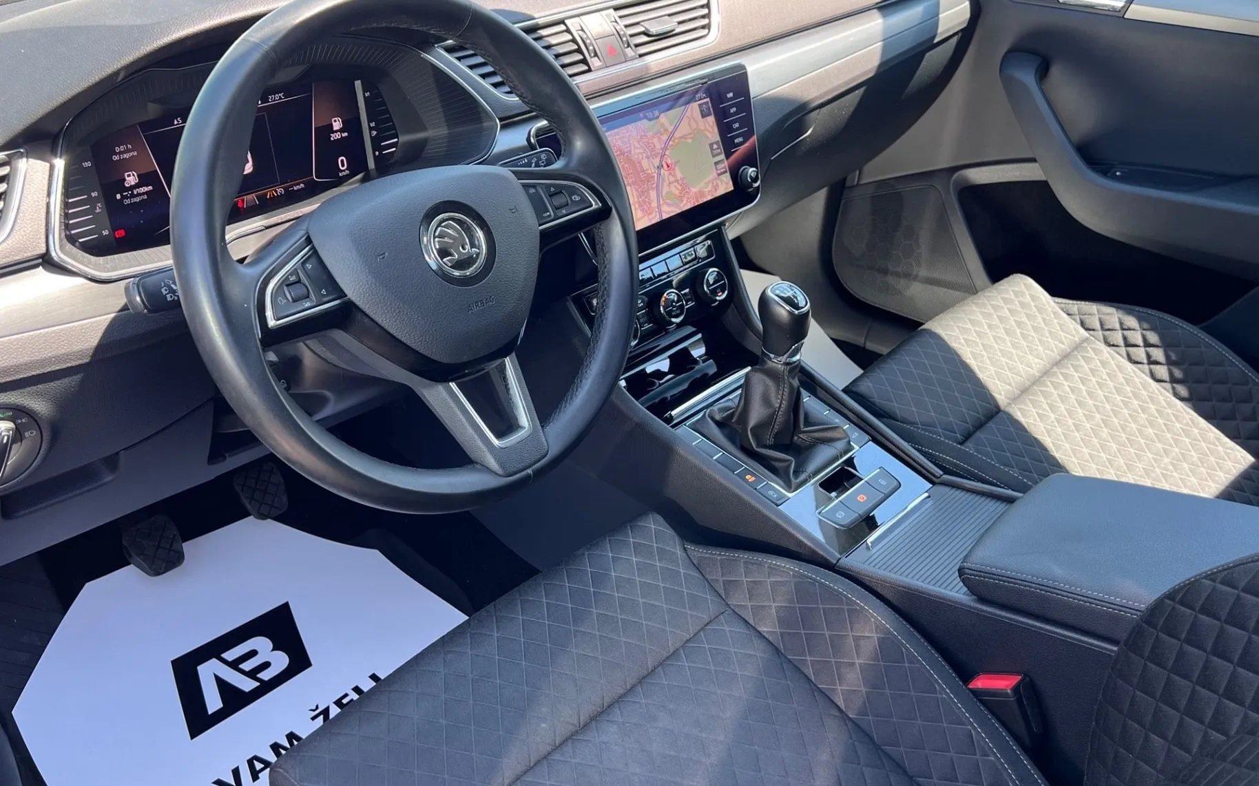 Notranja slika - Škoda Superb - 1.5 TSI+1.LAST+SLO+R.KAMERA+NAVI+RADAR+MRTVI KOT - 10