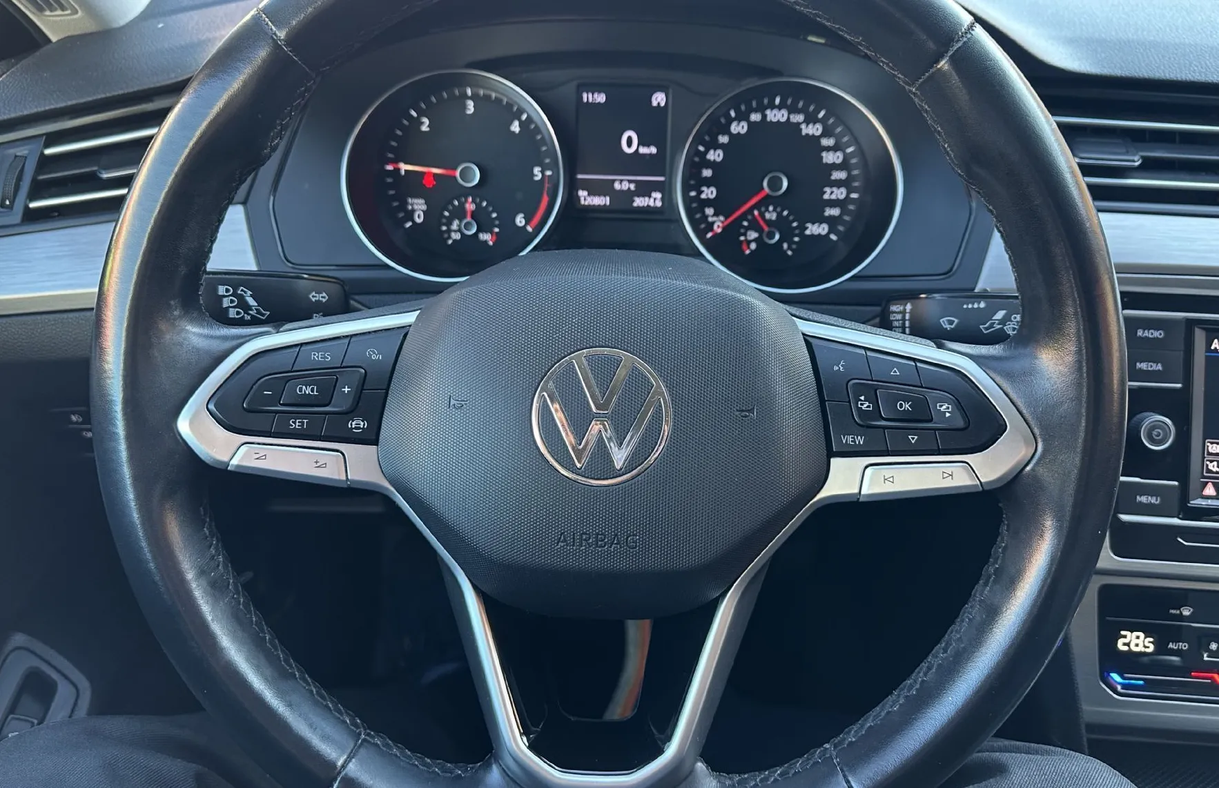Zunanja slika - Volkswagen Passat - 2.0 TDI 110kW.LED.LIMUZINA.SAMO 120.000 KM - 8