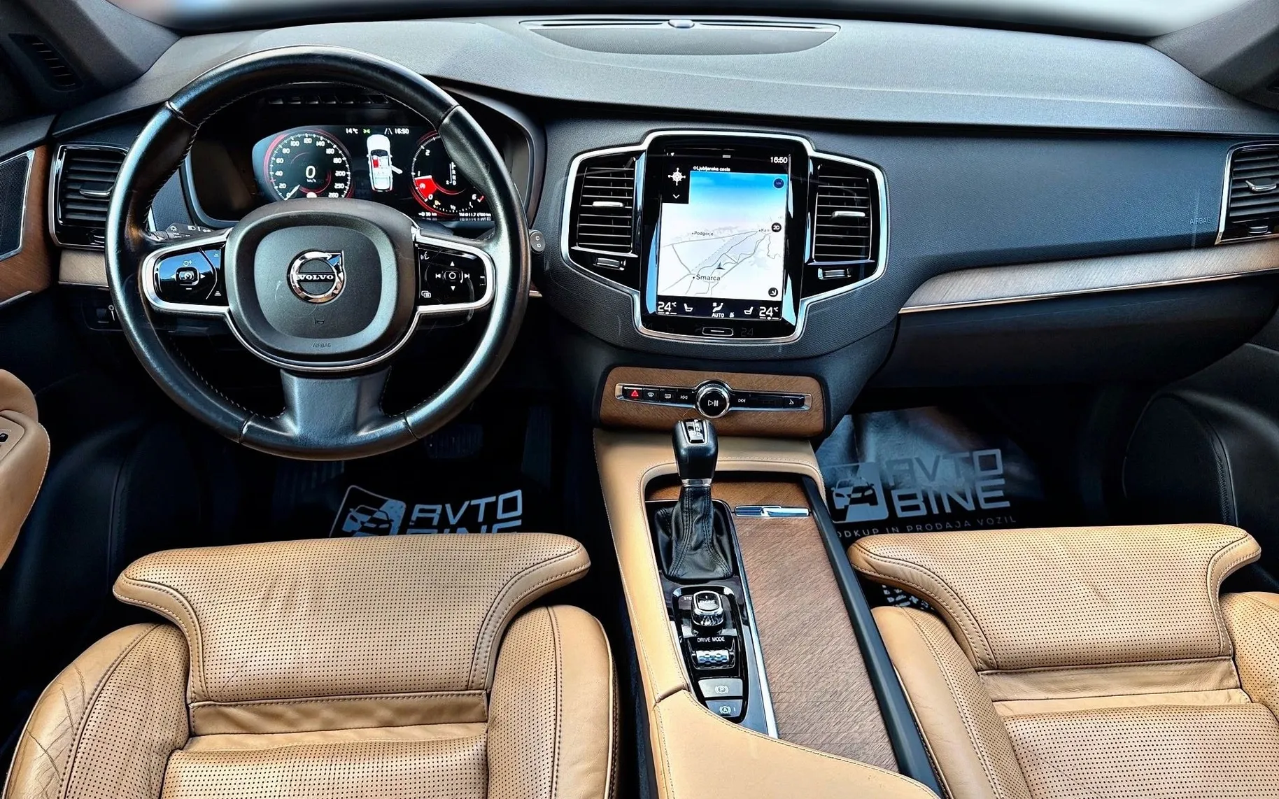 Notranja slika - Volvo XC90 - D5 AWD A INSCRIPTION-PANO-MATRIX-HLAJENJE-ATRAKT.. - 10